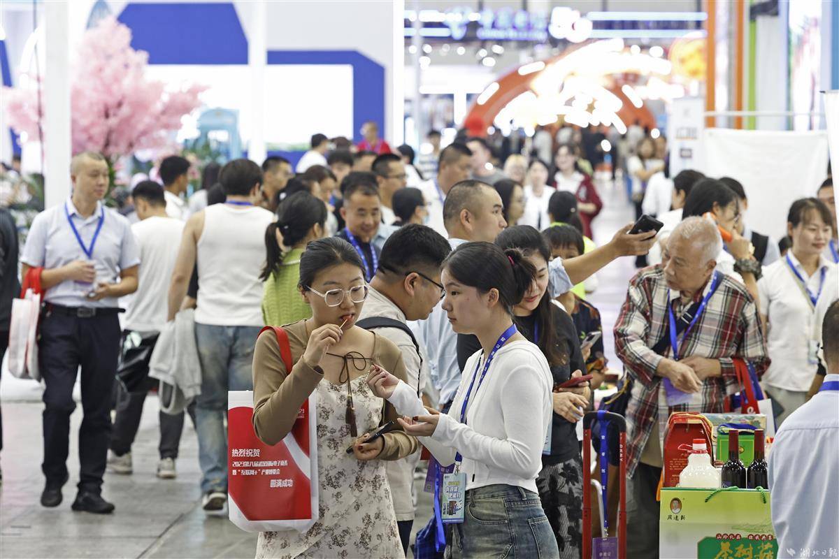阳光开户送体验金10元